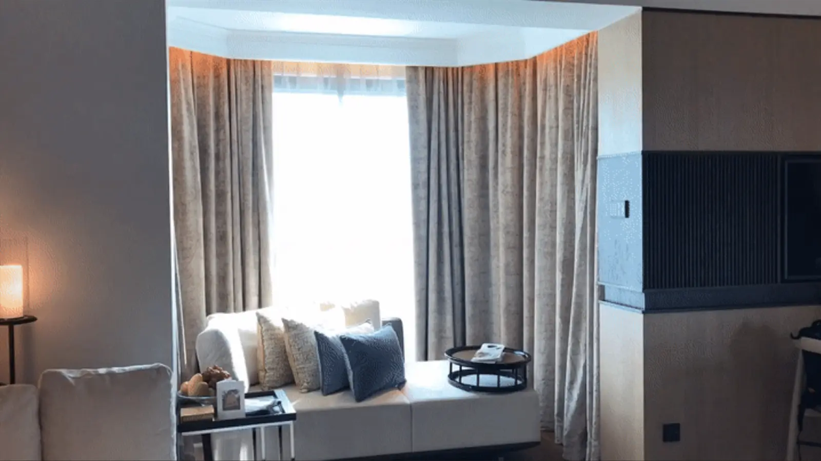 Smart-curtains-img